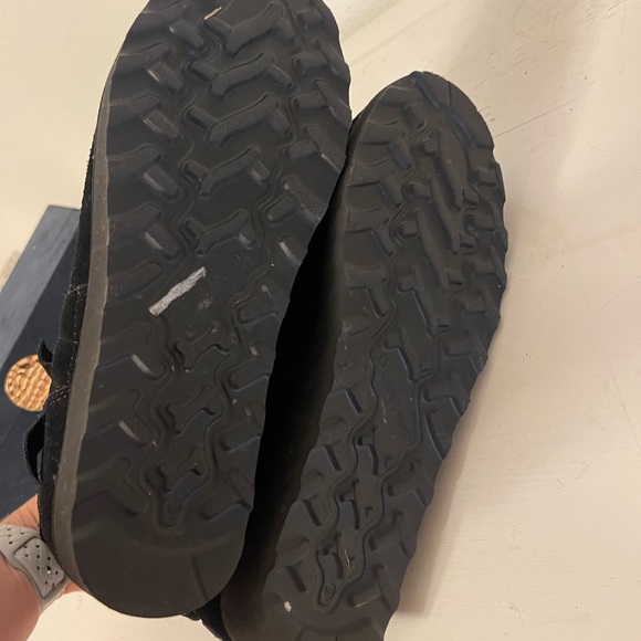 🐾Black Bearpaw Suede Wool Lined Boots - Picture 5 of 8